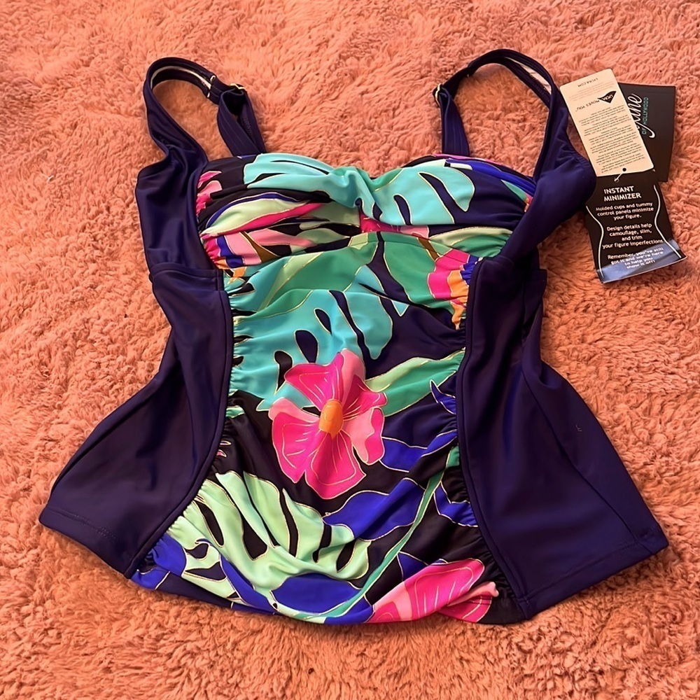 Maxine NWT Minimizer Tankini Top Size 6 in stunning Nave Floral Adjustable Strap